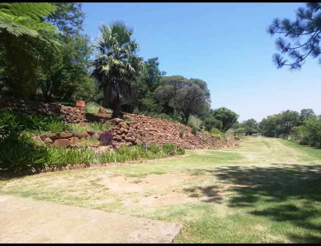 FARM SOLD IN NEWCASTLE RURAL